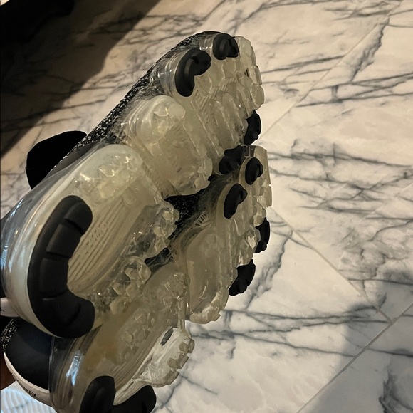 Nike Men’s VaporMax Flyknit Sneakers - Black & White - Picture 9 of 9